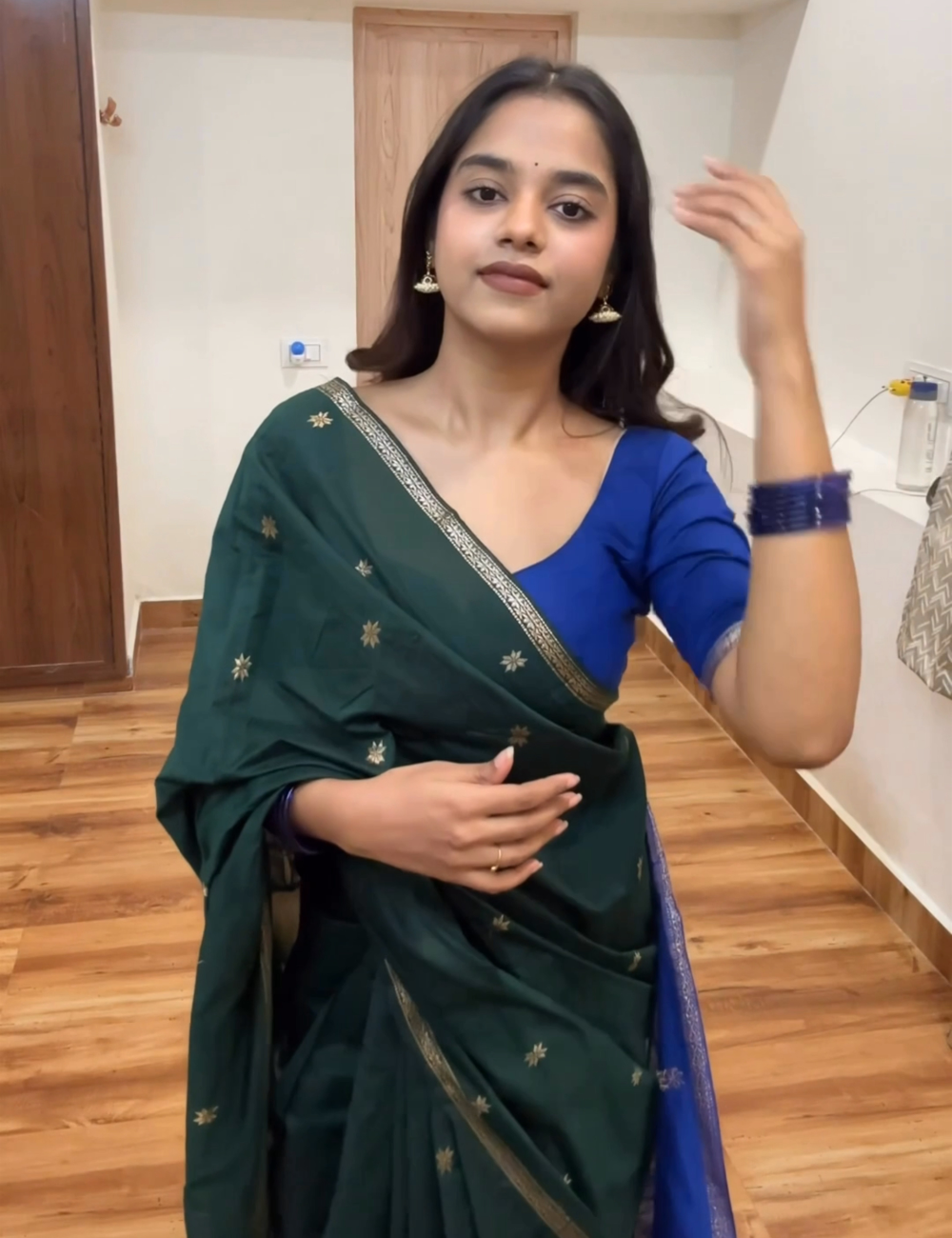 Bottle Green and Blue - Silk cotton Handloom Saree