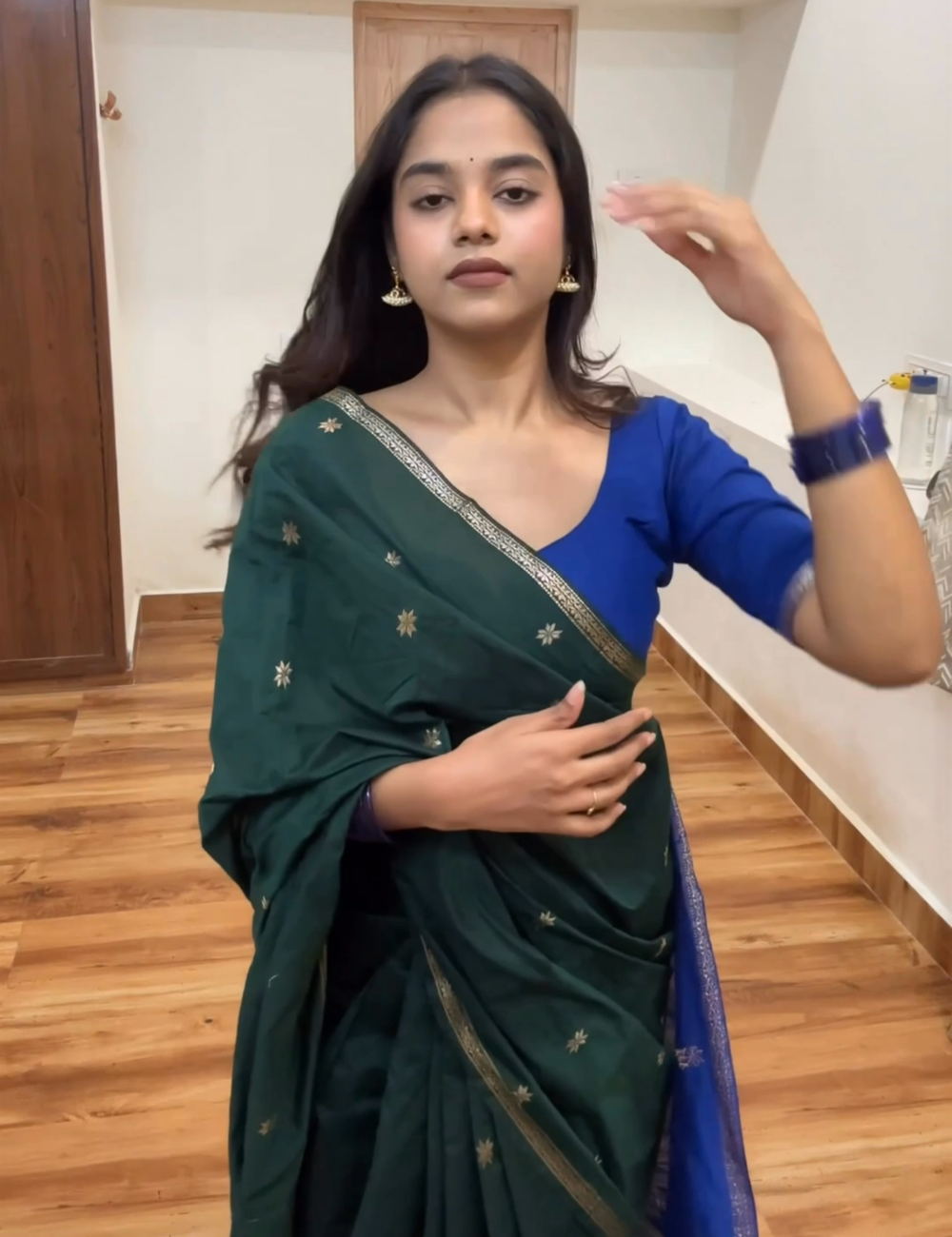 Bottle Green and Blue - Silk cotton Handloom Saree