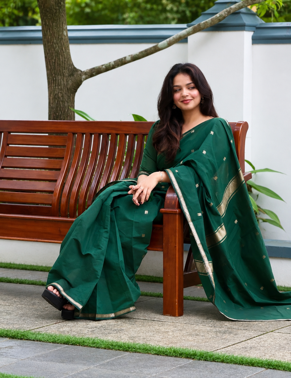 Bottle Green - Silk cotton Handloom Saree