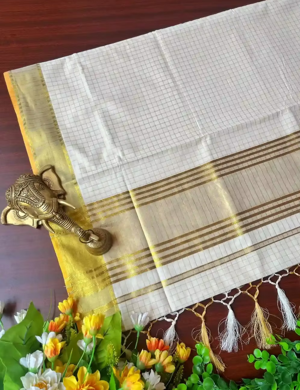 Premium Balaramapuram Tiny Block Kasavu Cotton Saree For Women