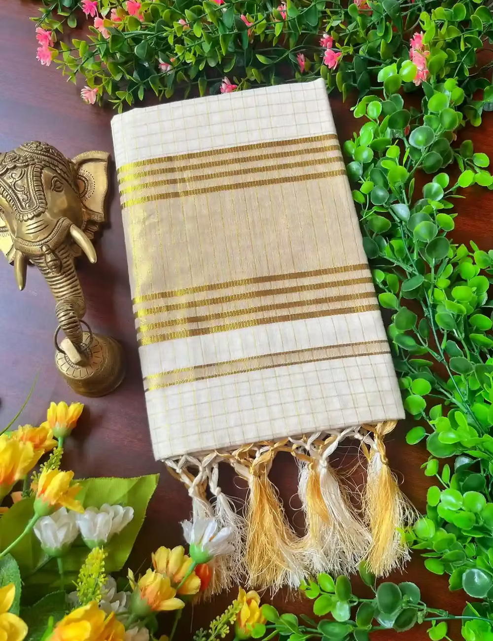 Premium Balaramapuram Tiny Block Kasavu Cotton Saree For Women