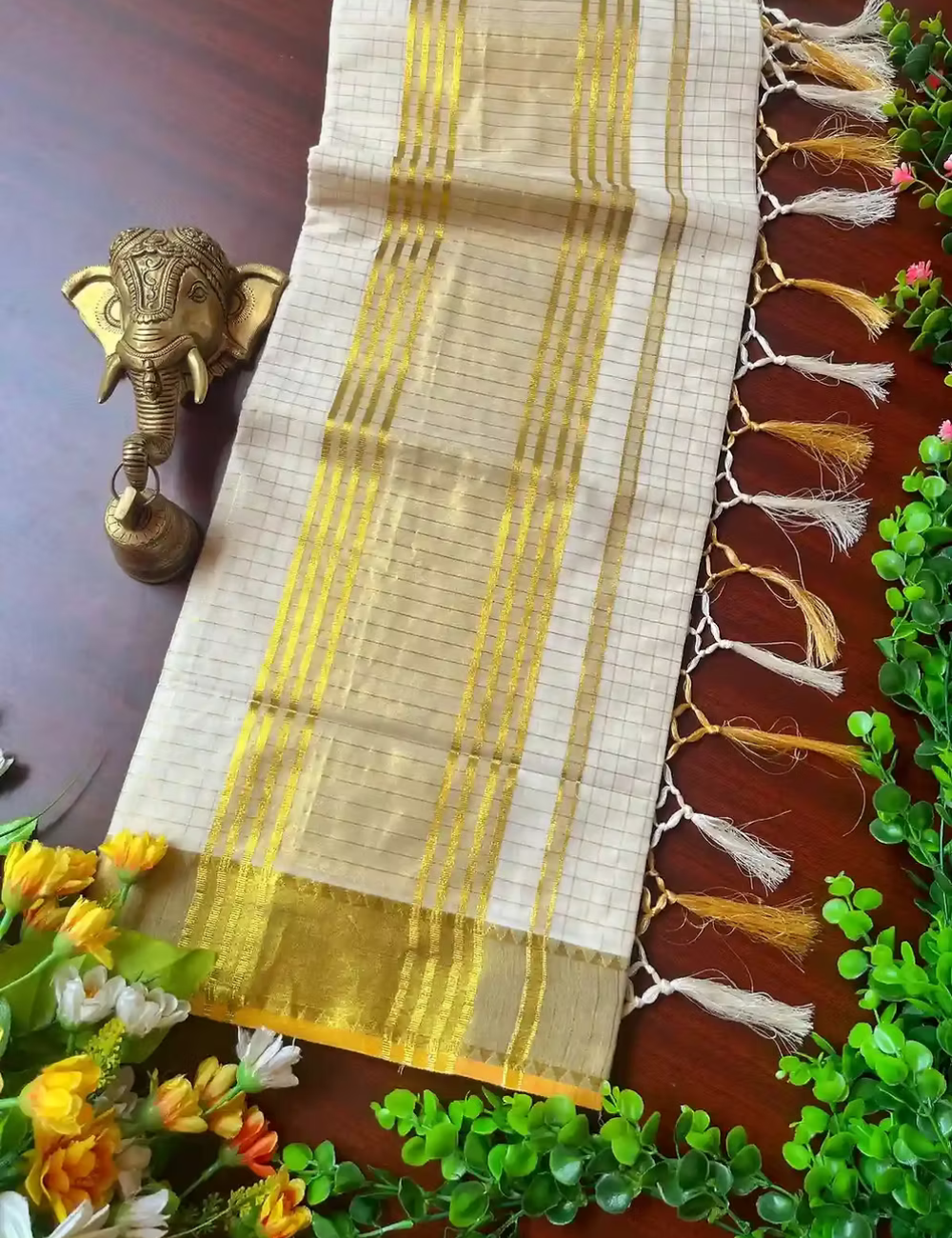 Premium Balaramapuram Tiny Block Kasavu Cotton Saree For Women