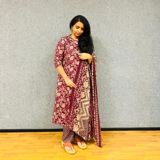 Maroon Melody - Complete 3-piece Suit set