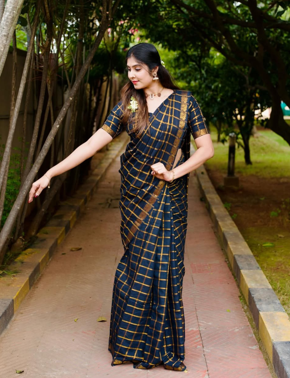 Black Pure Sungadi Cotton Handloom Saree