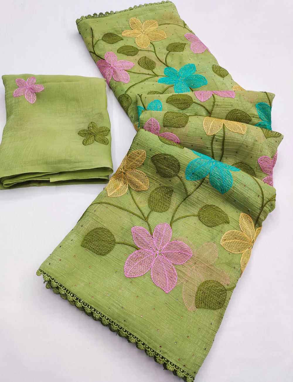 Green Viscose Saree with Floral Thread Work