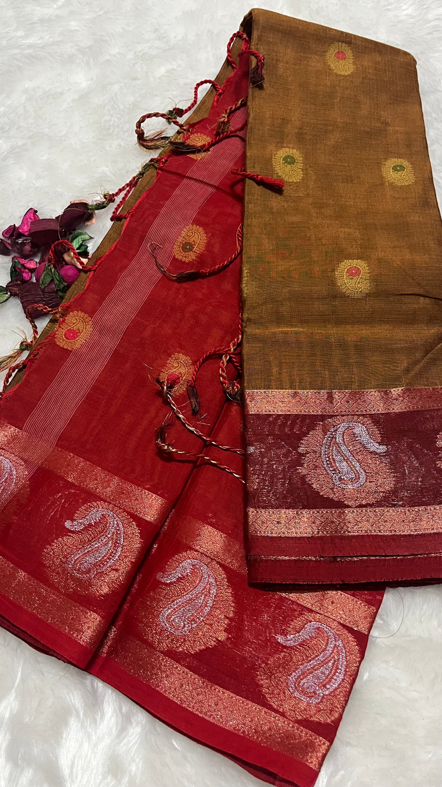 Thenchittu - Honey Dew Valainaar Pattu (Banana Pith Silk) saree