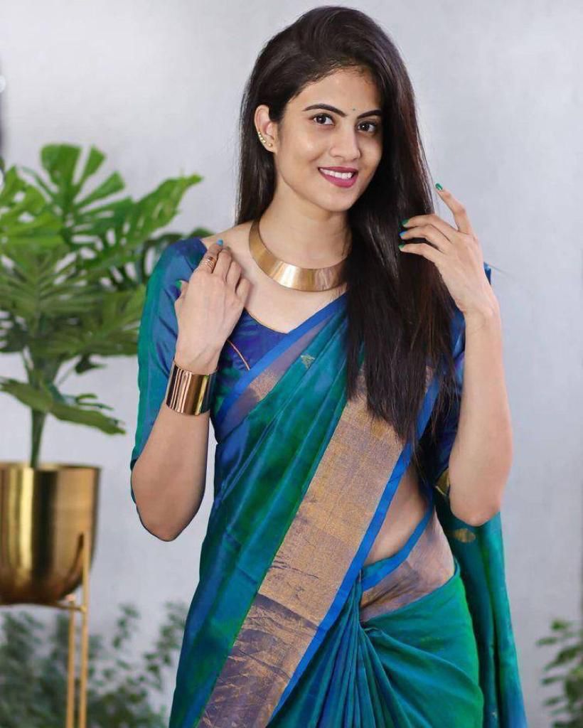 Peacock Green Kanchi Soft Silk Saree – Handloom Semi Silk
